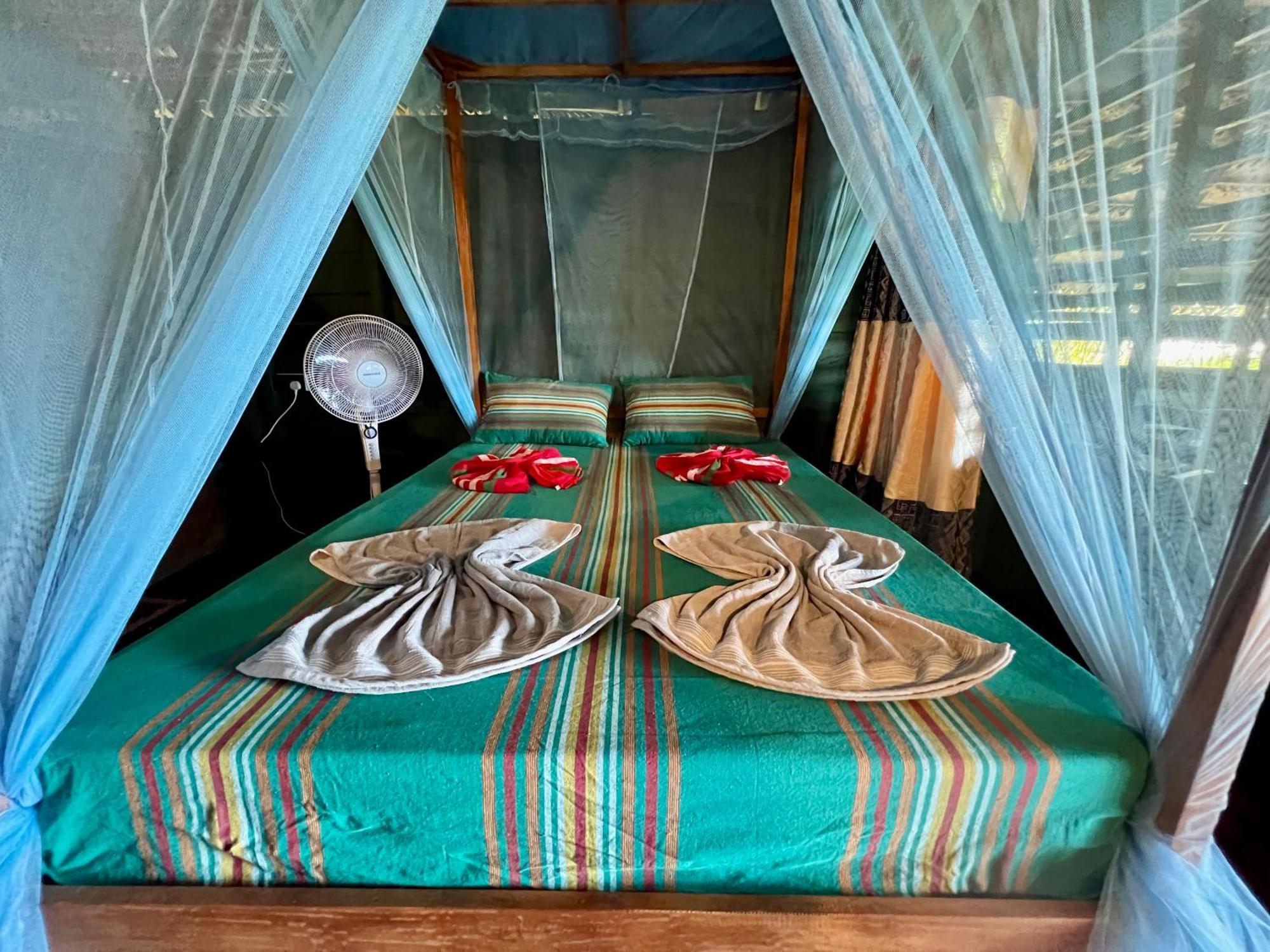 Lake Face Cabana Tissamaharama Zewnętrze zdjęcie